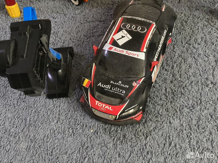 Машинка на радиоуправлении