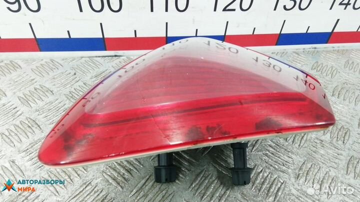 Фонарь задний правый Ford Kuga 2010