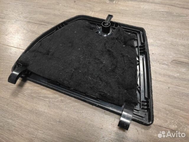 Обшивка багажника задняя левая Mercedes Gl 320 Cdi