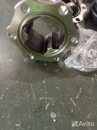 Шрус внутренний передний правый на гольф 3