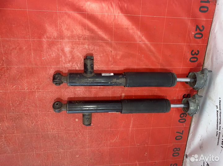 Амортизатор задний Mercedes-Benz C-Class W204