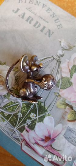 Подвеска, статуэтка серебряная