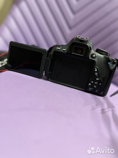 Фотоаппарат canon 650d с kit объективом 18-55