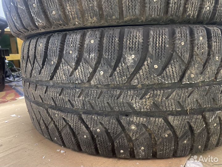 Bridgestone Ice Cruiser 7000 255/45 R18