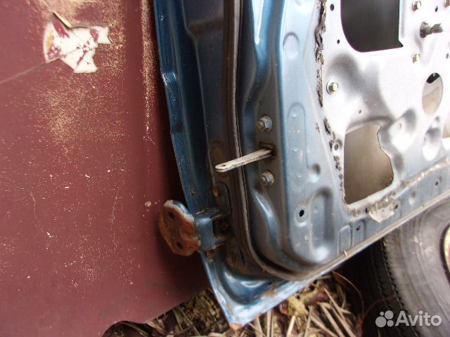 Мазда 626 GC 86г., дверь передняя правая