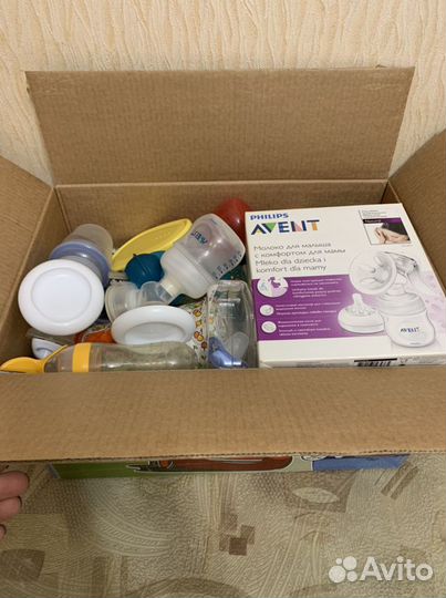 Молокоотсос ручной и другие приборы для грудного в