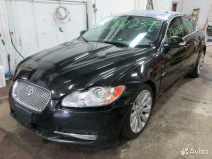 Jaguar XF 2008 год частями