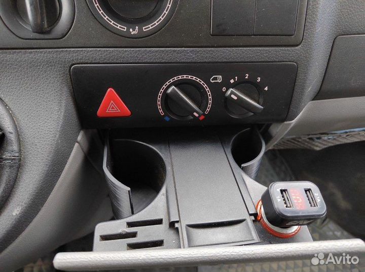 Крепление подстаканника