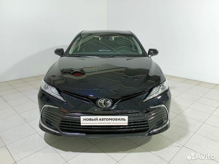 Toyota Camry 2.5 AT, 2024