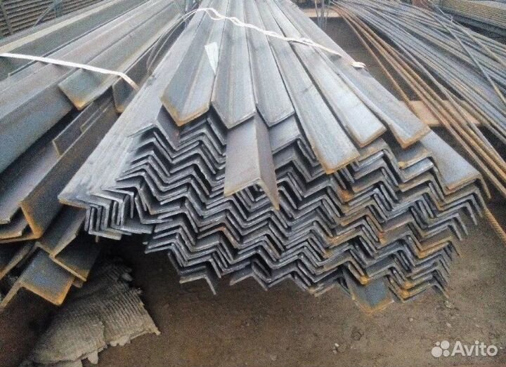 Уголок стальной