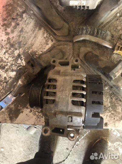 Генератор на volkswagen Вольсваген Audi