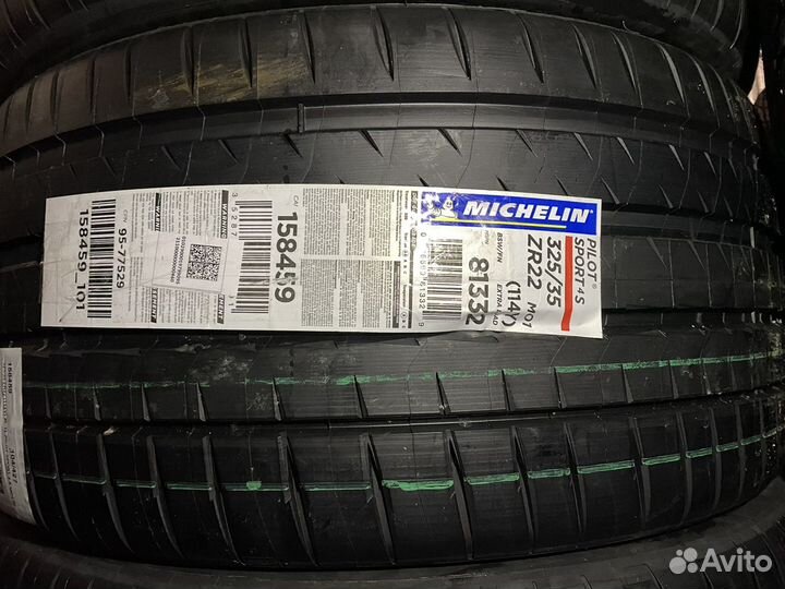 Michelin Pilot Sport 4 S 285/40 R22 и 325/35 R22 114Y