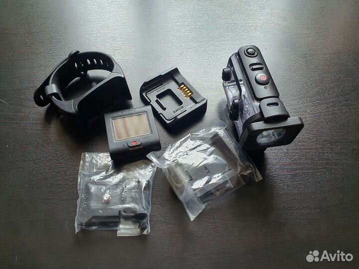 Продам аксессуары для экшн камеры sony x3000