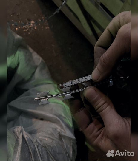 Колючая проволока егоза