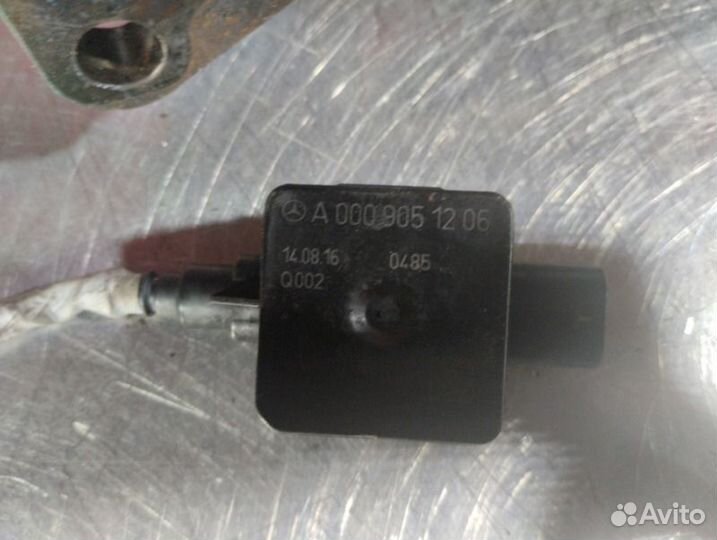 Коллектор выпускной Mercedes Sprinter W906 OM651