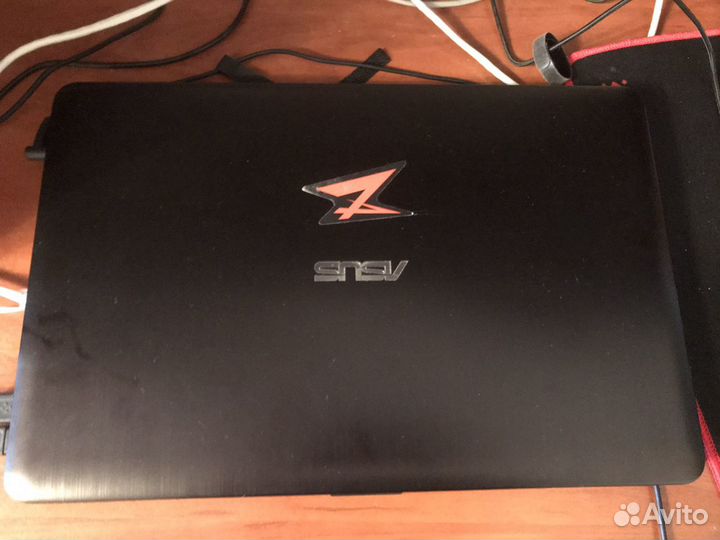 Ноутбук asus