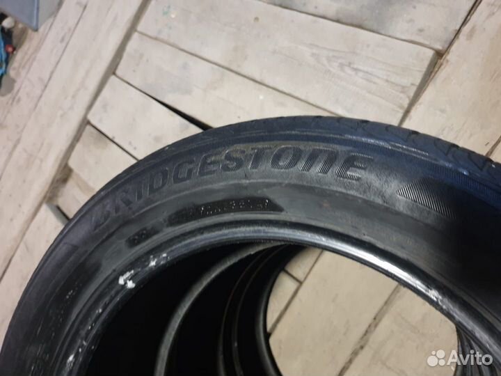 Bridgestone Turanza T001 225/55 R17