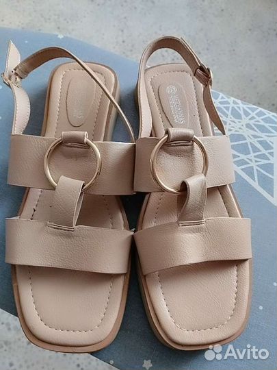 Сандалии женские