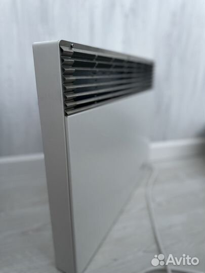 Обогреватель конвектор Bork r700