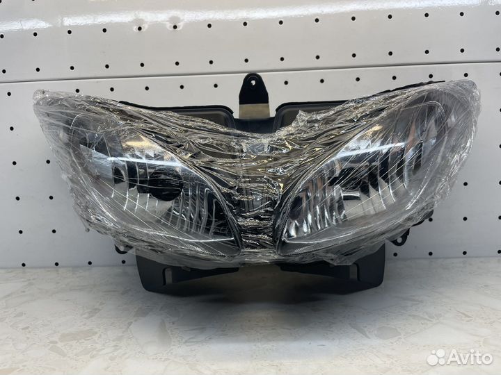 Фара для мотоцикла Yamaha FZ/FZ6S 04-09, FZ8S 11-1