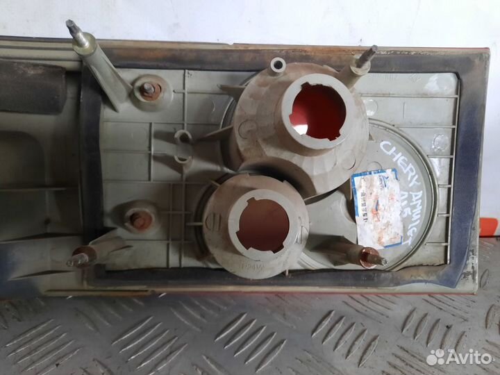 Фонарь внутренний левый Чери Амулет А15