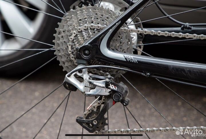 Топовый двухподвес Canyon Lyx CF 9.9