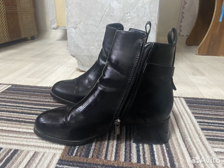 Ботинки женские весна-осень