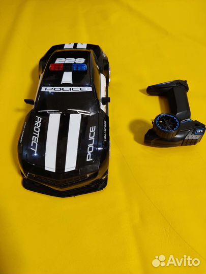 Машинка на радиоуправлении