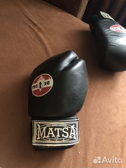 Боксерские перчатки