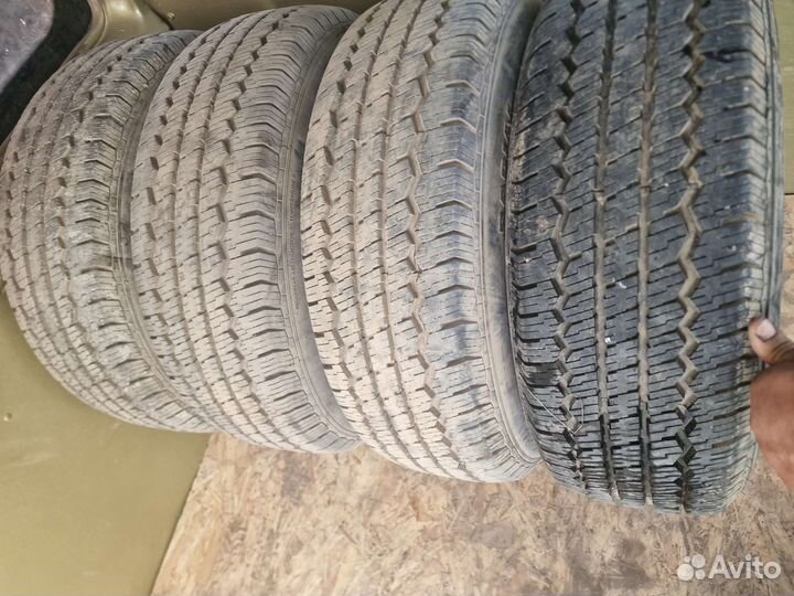 Hankook Radial RA07 245/70 R16
