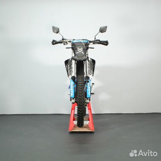 Мотоцикл Avantis Enduro 250 CBS PRO Exclusive