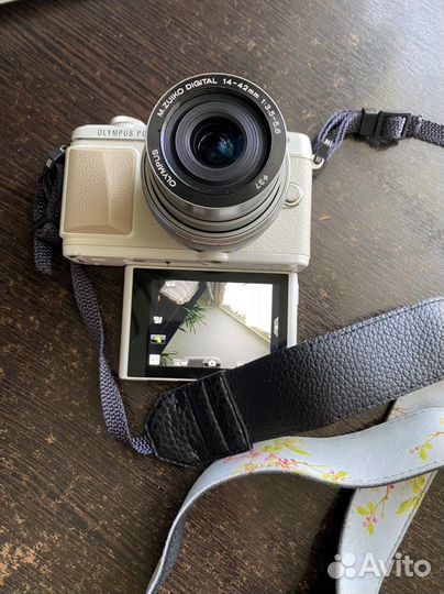 Фотоаппарат Olympus Pen E-PL7 - полный комплект