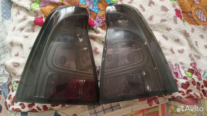 Задние фонари для Рено Логан фаза 1 рейстайлинг