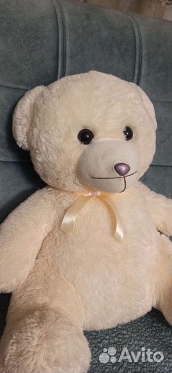 Плюшевый медведь большоц