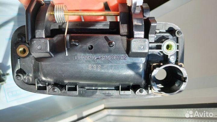 Ручка двери внешняя перед,зад Corolla,Sprinter E90