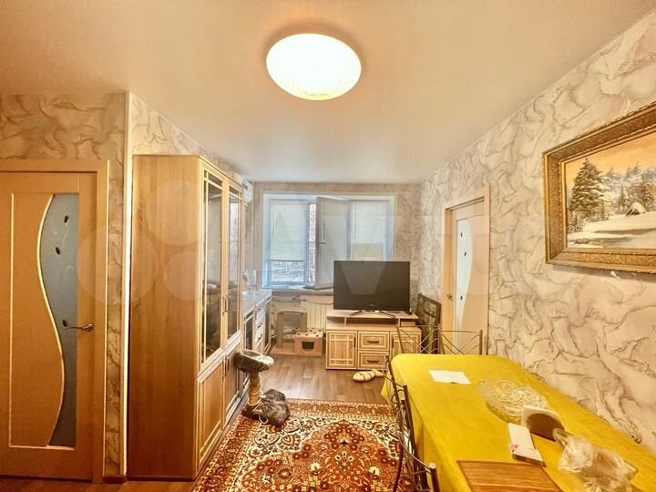 2-к. квартира, 43 м², 2/5 эт.