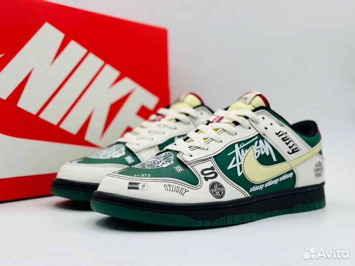 Кроссовки Nike Dunk Stussy BMW M3