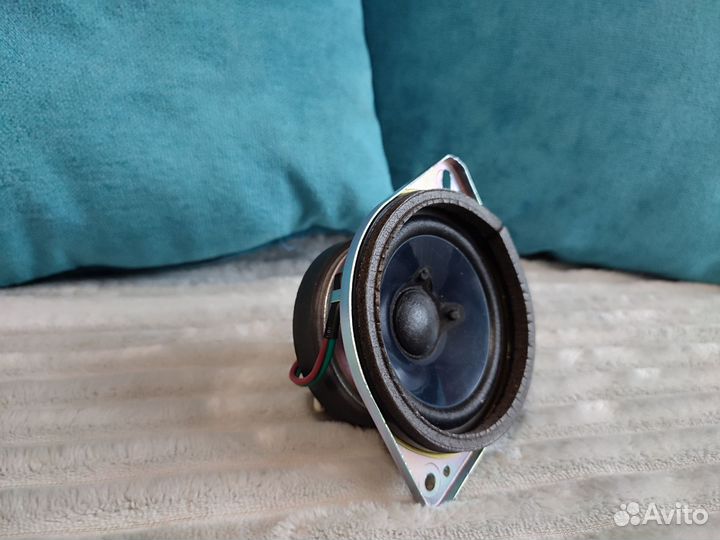 Центральный динамик sony в Ford Kuga 2