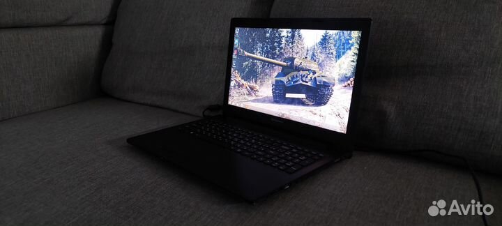 Современный, яркий, 8 гиговый ультрабук 4 ядра