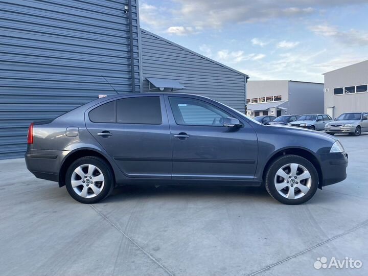 Skoda Octavia 1.6 AT, 2008, 196 987 км