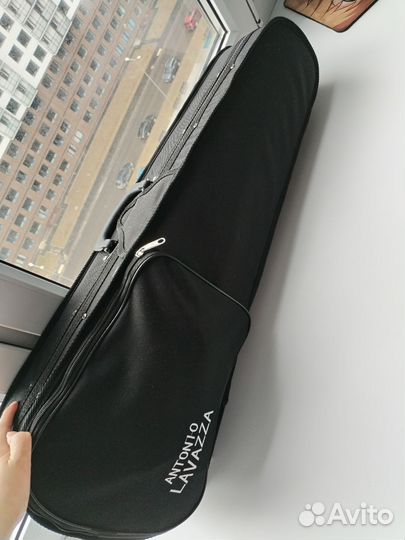 Скрипка 4/4 +подарок(мостики, струны, держатель)