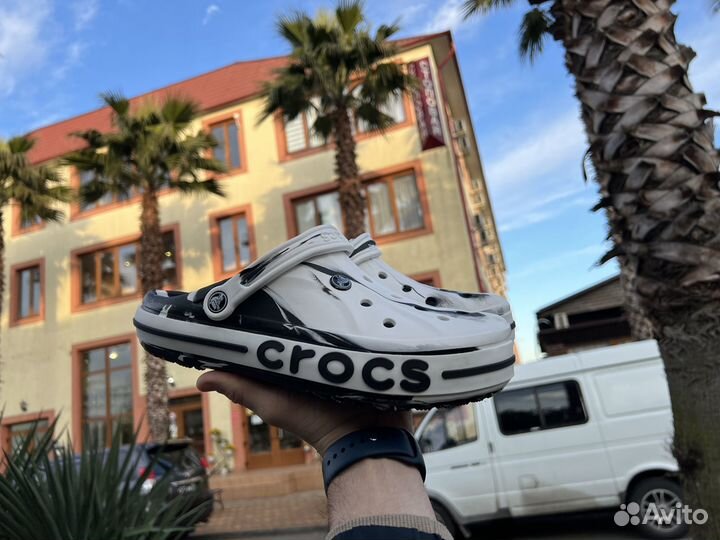 Crocs