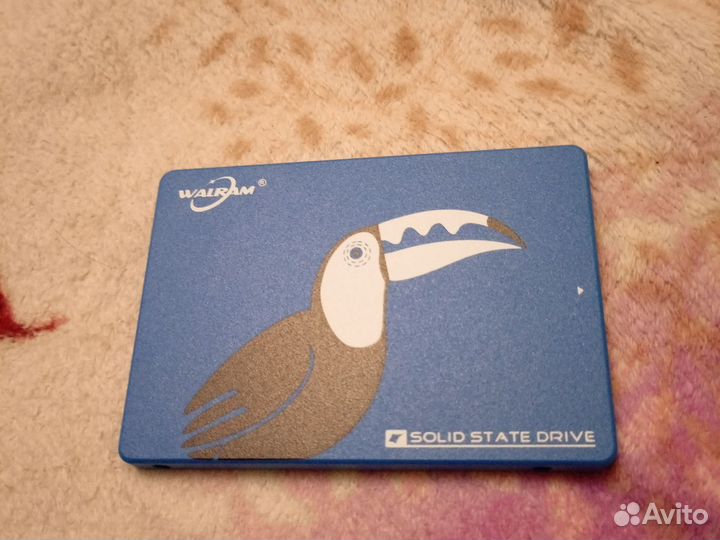 SSD 120GB SATA III новый С windows10