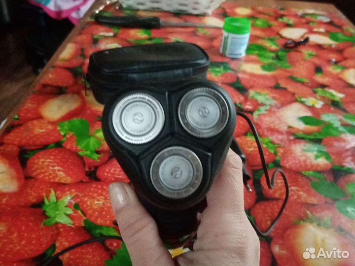 Бритва электрическая philips