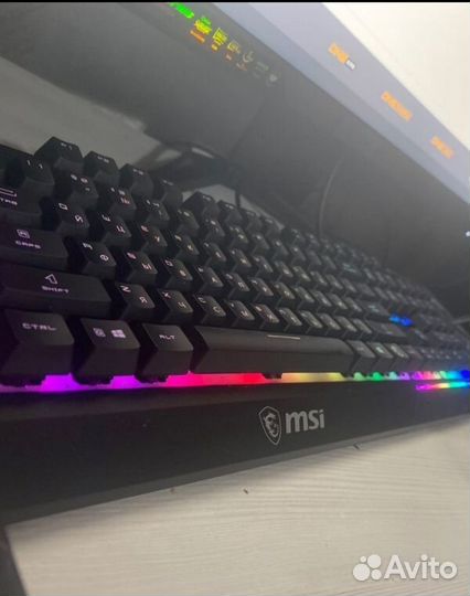 Игровая клавиатура MSI Vigor GK30