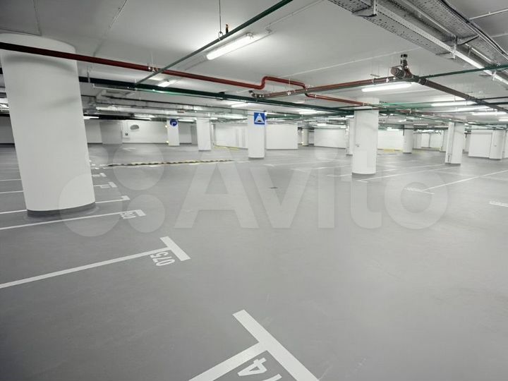 Машиноместо, 14 м²