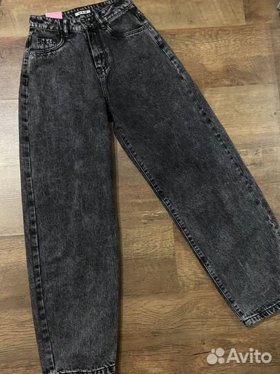 Джинсы