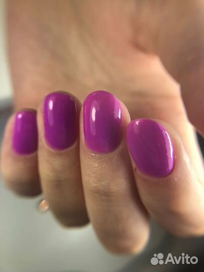 Модель на маникюр