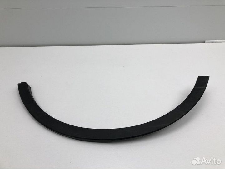 Накладка заднего крыла правого Geely Atlas