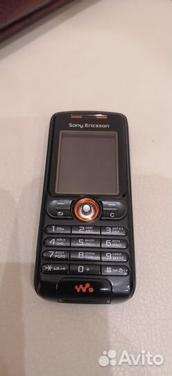 Sony Ericsson W200i